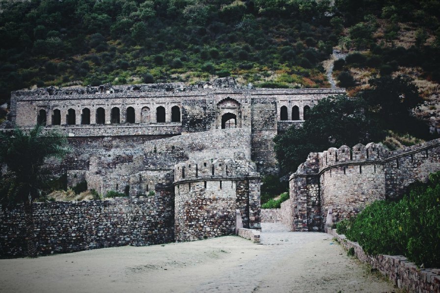 班加（Bhangarh）闹鬼的堡垒–拉贾斯坦邦（4）的一个被诅咒的鬼城