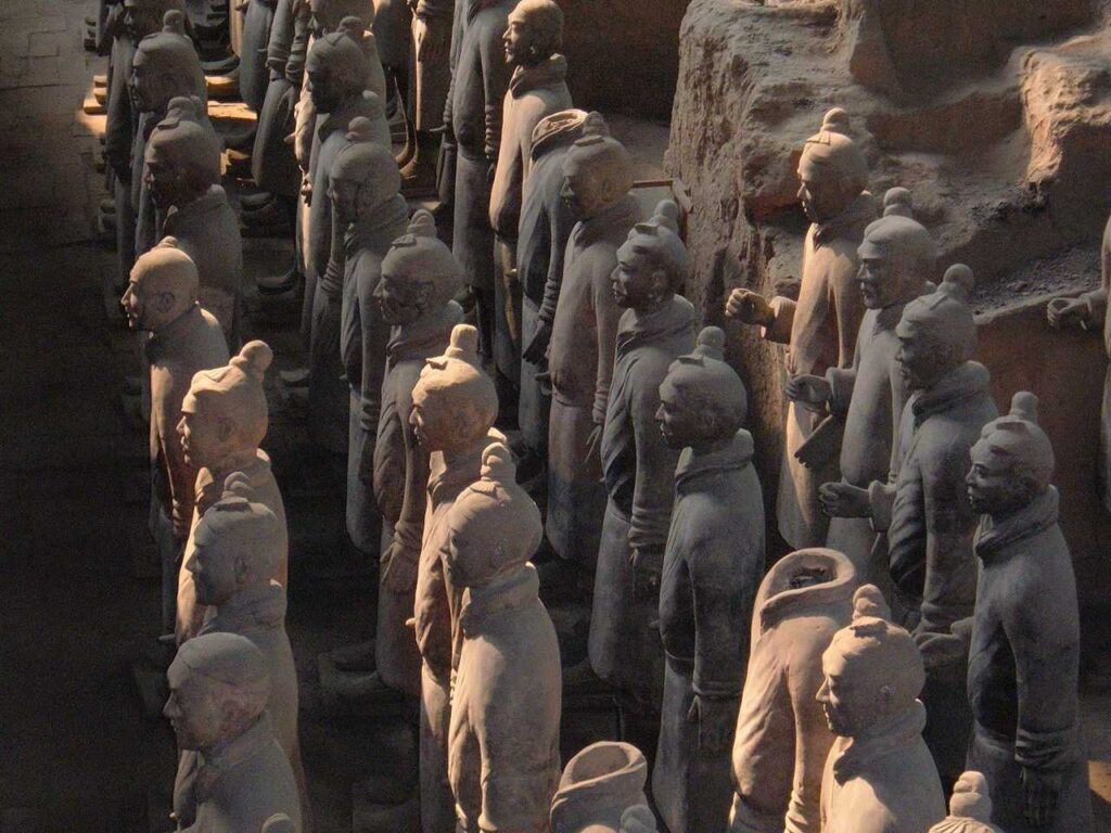 Bojevniki iz terakote cesarja Qina - vojska za posmrtno življenje 3