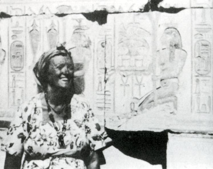 Omm Sety: Câu chuyện kỳ ​​diệu về sự tái sinh của nhà Ai Cập học Dorothy Eady 2