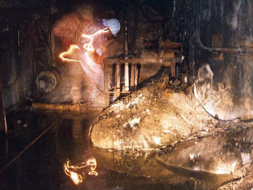 noha slona v Černobylu