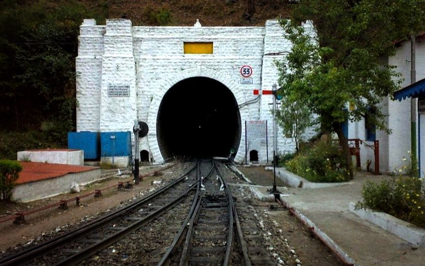 21 най-страшни тунела в света 3