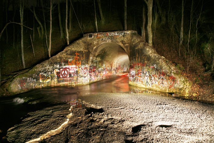 21 най-страшни тунела в света 16