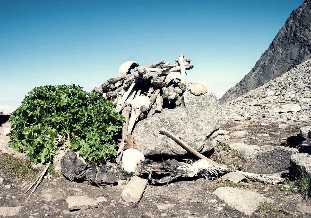 Skeletsø: Gamle rester frosset i tid i Himalaya 4