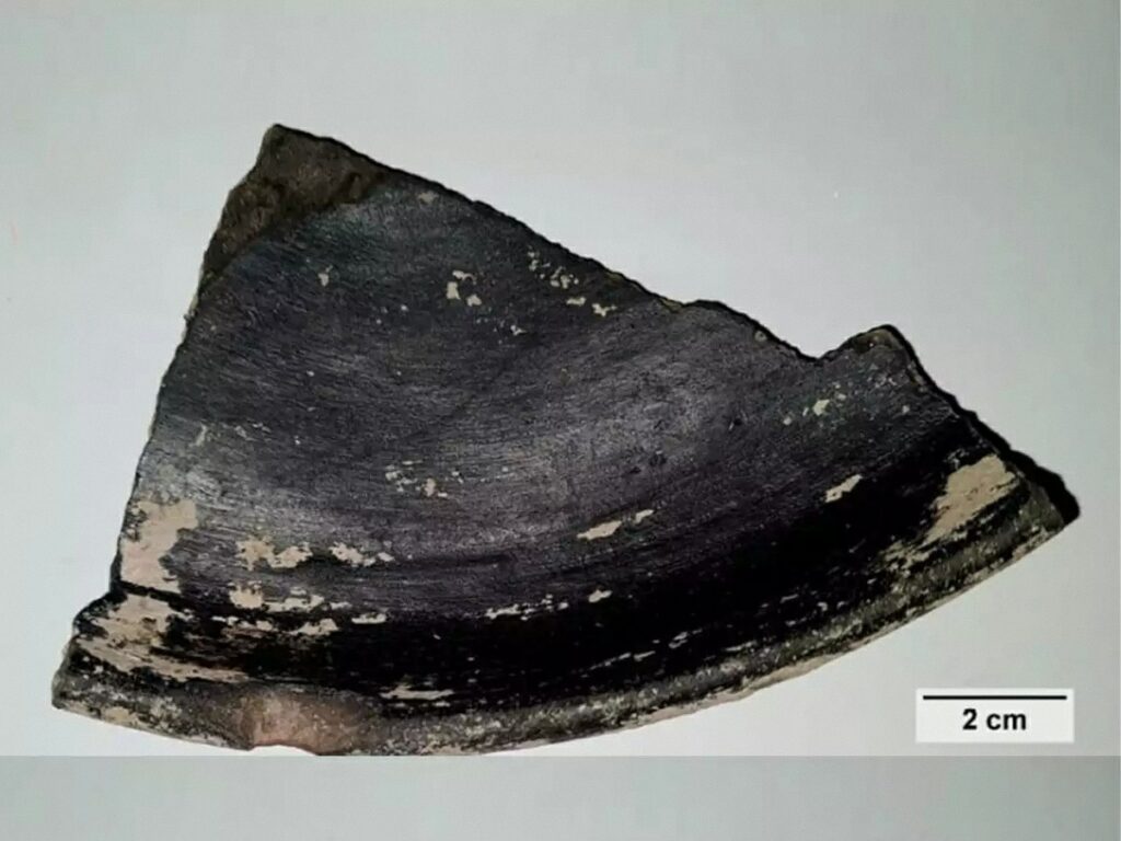Nanotube karbon yang ditemukan dalam tembikar Keeladi mendorong penggunaan nanoteknologi tertua yang diketahui ribuan tahun.