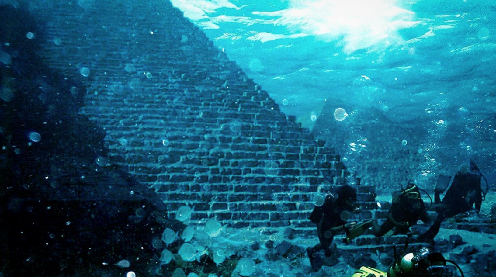 Azorernas undervattenspyramid