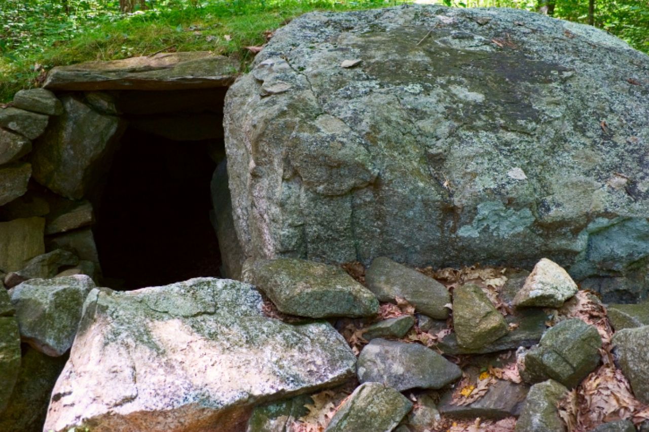 Amerika's Stonehenge is misschien 4,000 jaar oud - hebben Kelten het gebouwd? 3