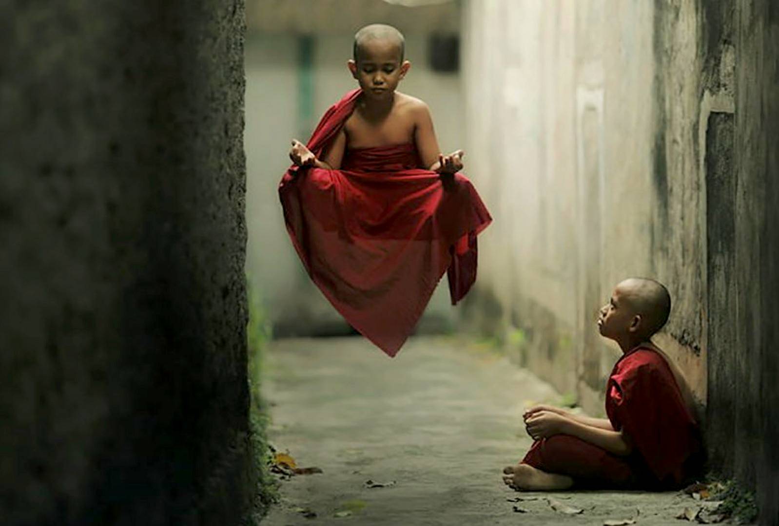 Lektirajoči menih