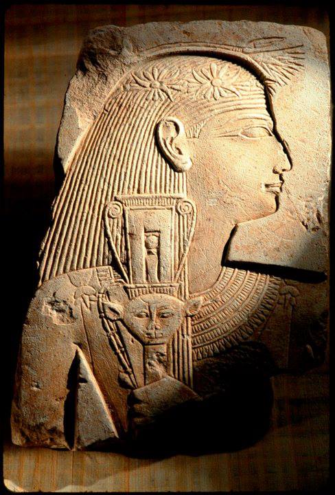Kapıları açıp iklimi değiştirebilecek gizemli Mısırlı sistro mu? 1