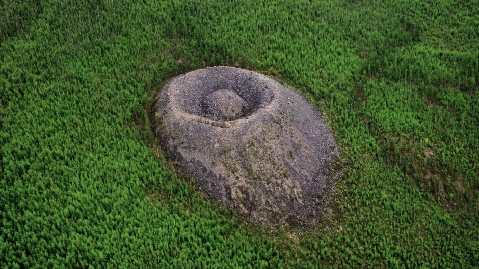 What caused the Patomskiy crater? A bizarre mystery hidden deep in the Siberian forests! 3
