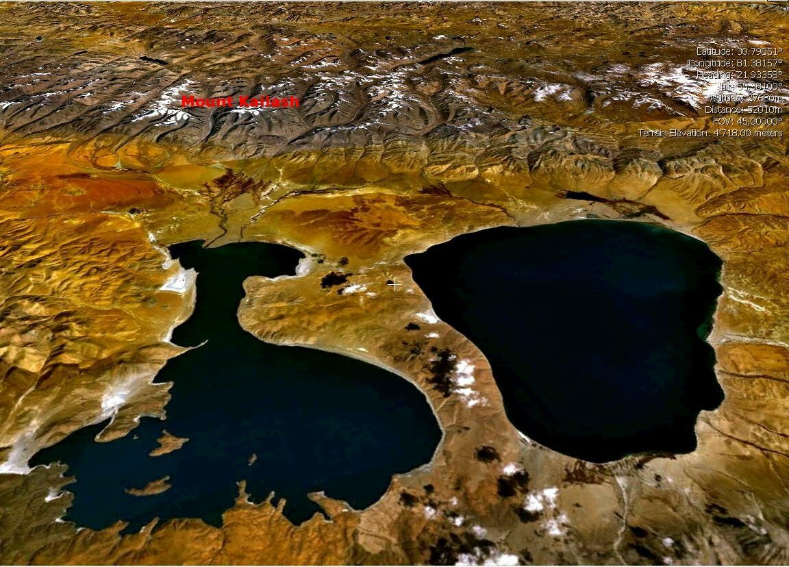 دریاچه Manasarovar (راست) و دریاچه Rakshastal