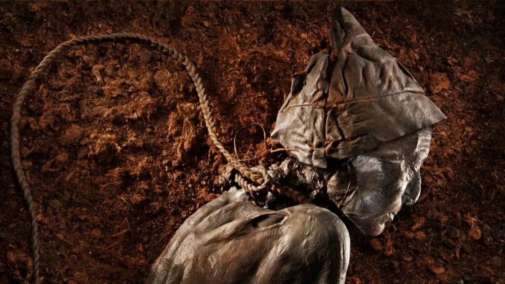 Tollund Man: Archaeologists uncovered a 2,400-year-old mummy in Denmark 2