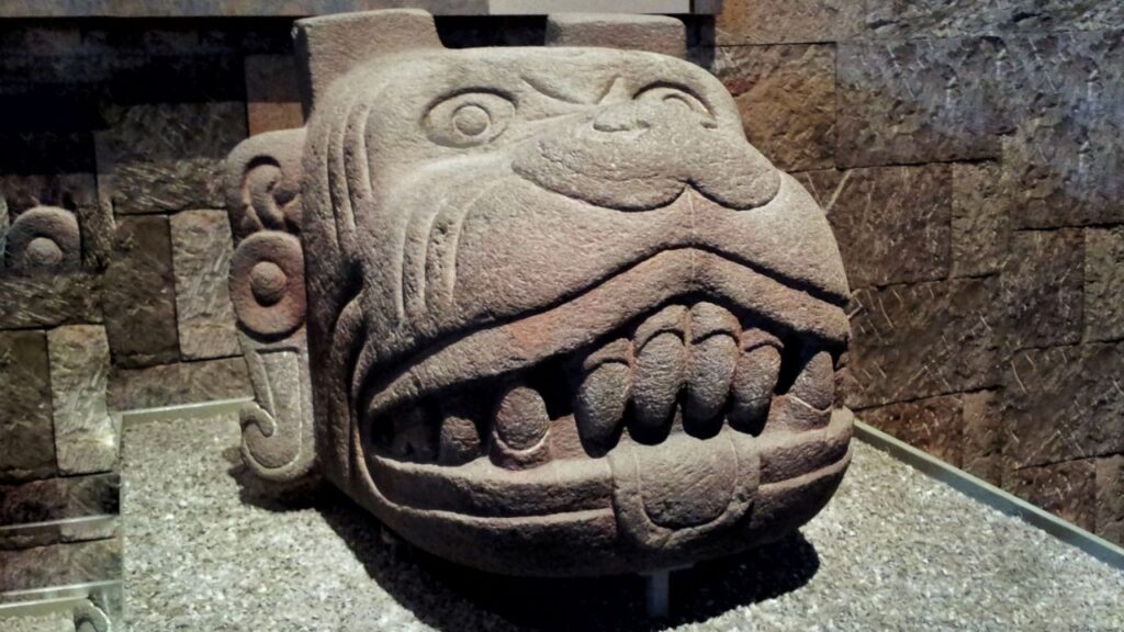 Dewa anjing Xolotl dari Aztec