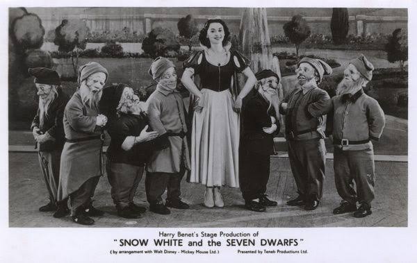 နှင်းဖြူ - Snow White and the Seven Dwarfs