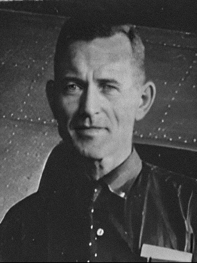 Frederick Joseph "Fred" Noonan (né le 4 avril 1893 - disparu le 2 juillet 1937, déclaré mort le 20 juin 1938) était un navigateur américain, capitaine de vaisseau et pionnier de l'aviation, qui a d'abord cartographié de nombreuses routes aériennes commerciales à travers l'océan Pacifique pendant les années 1930.