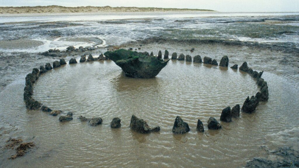 Seahenge: monumento de 4,000 anos descoberto em Norfolk 3