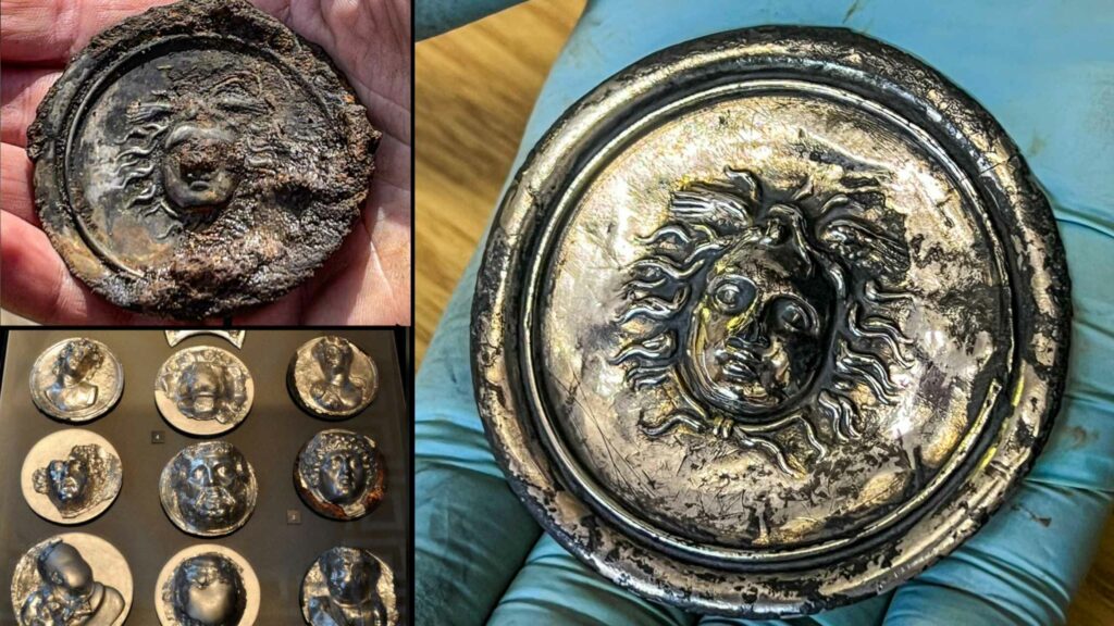 Medaglia d'argento raffigurante Medusa alata scoperta nel forte romano vicino al Vallo di Adriano 4