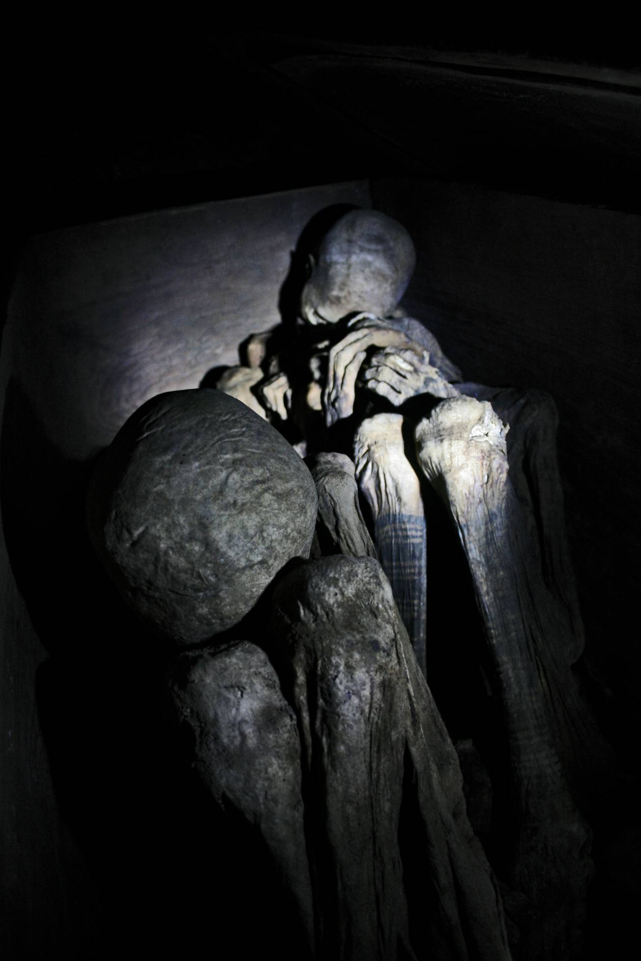Ватрене мумије: Тајне иза спаљених људских мумија Кабајан пећина 3