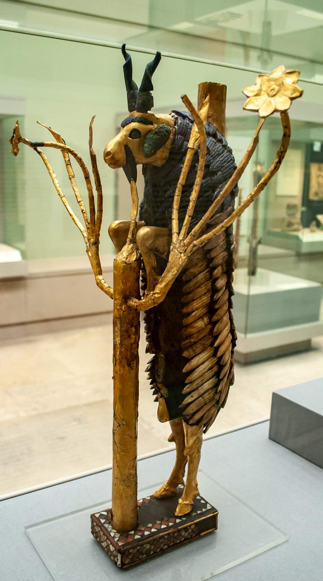 De ram in een struikgewas: het prachtige Mesopotamische artefact uit de vroege dynastie 2