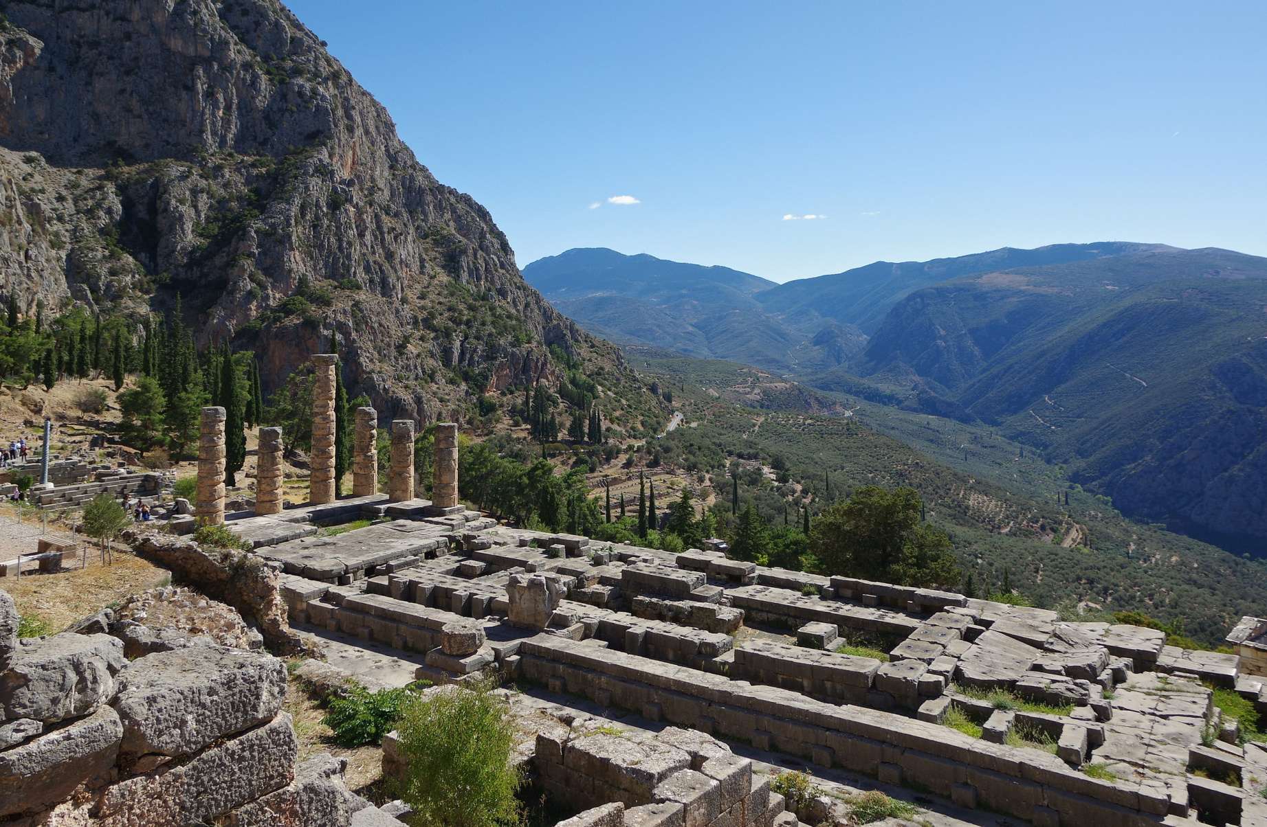 Modern photograph of the ruins of the Temple of Apollo/Delphi, where Themistoclea lived and taught Pythagoras his ways.